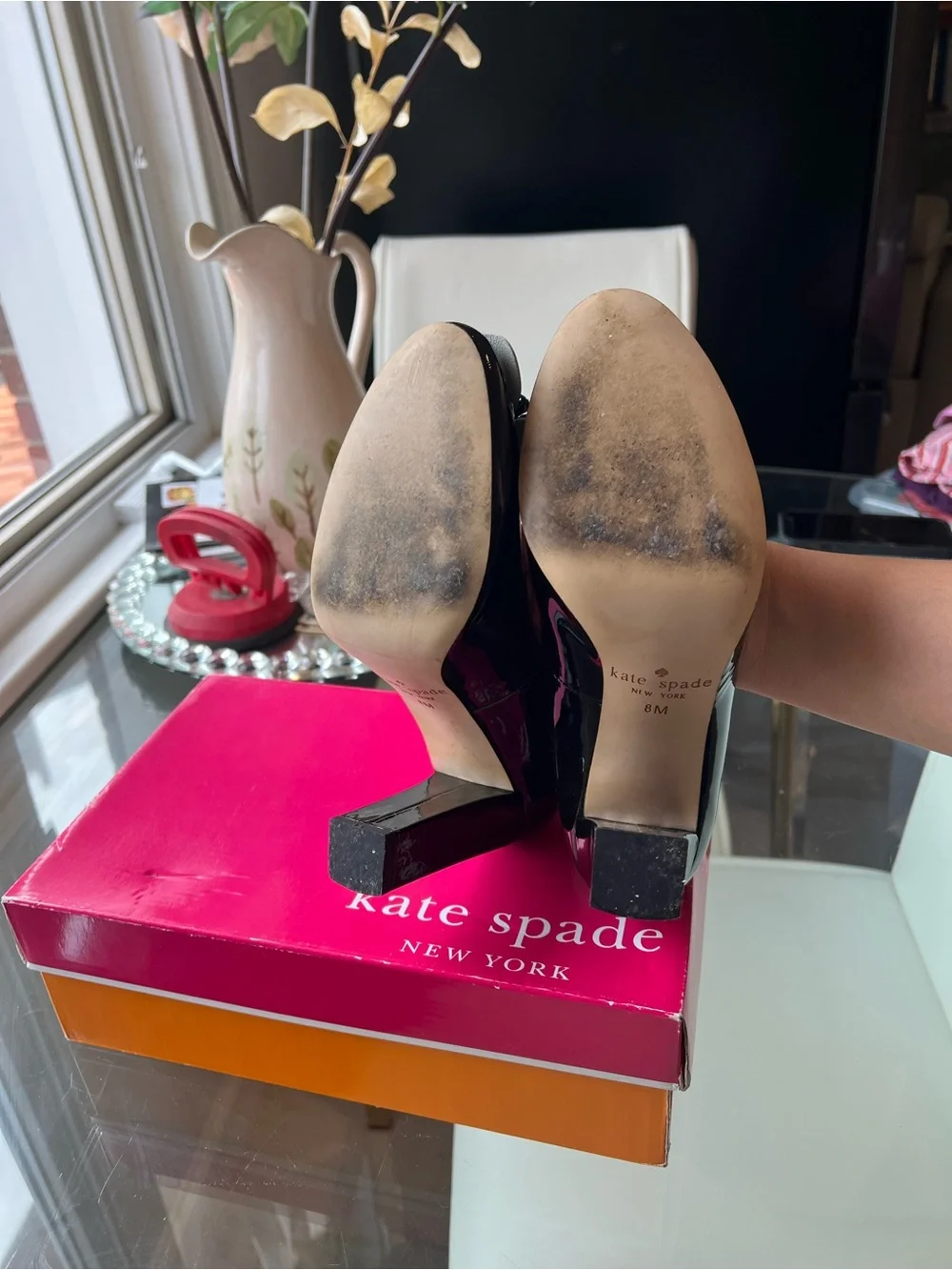 Kate Spade Black Patent Pumps with Cream/Black Nappa Flower